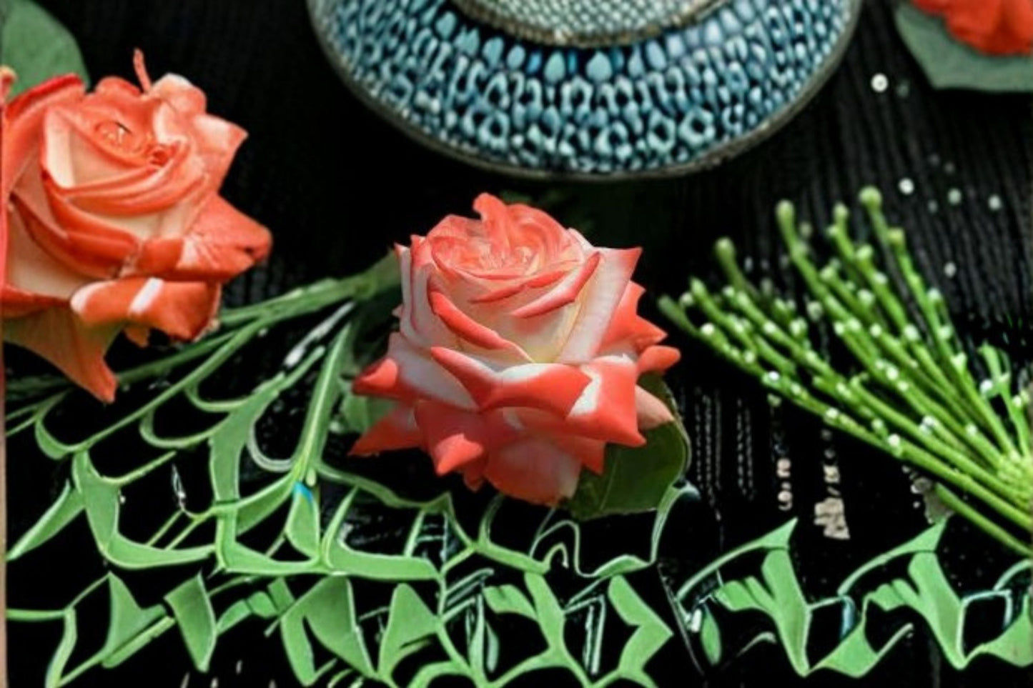 Impératrice Farah Rose Live Plant - Upright Hybrid Tea Rose - Rosa hybrid - Ornamental Flowering Shrub for Garden Borders