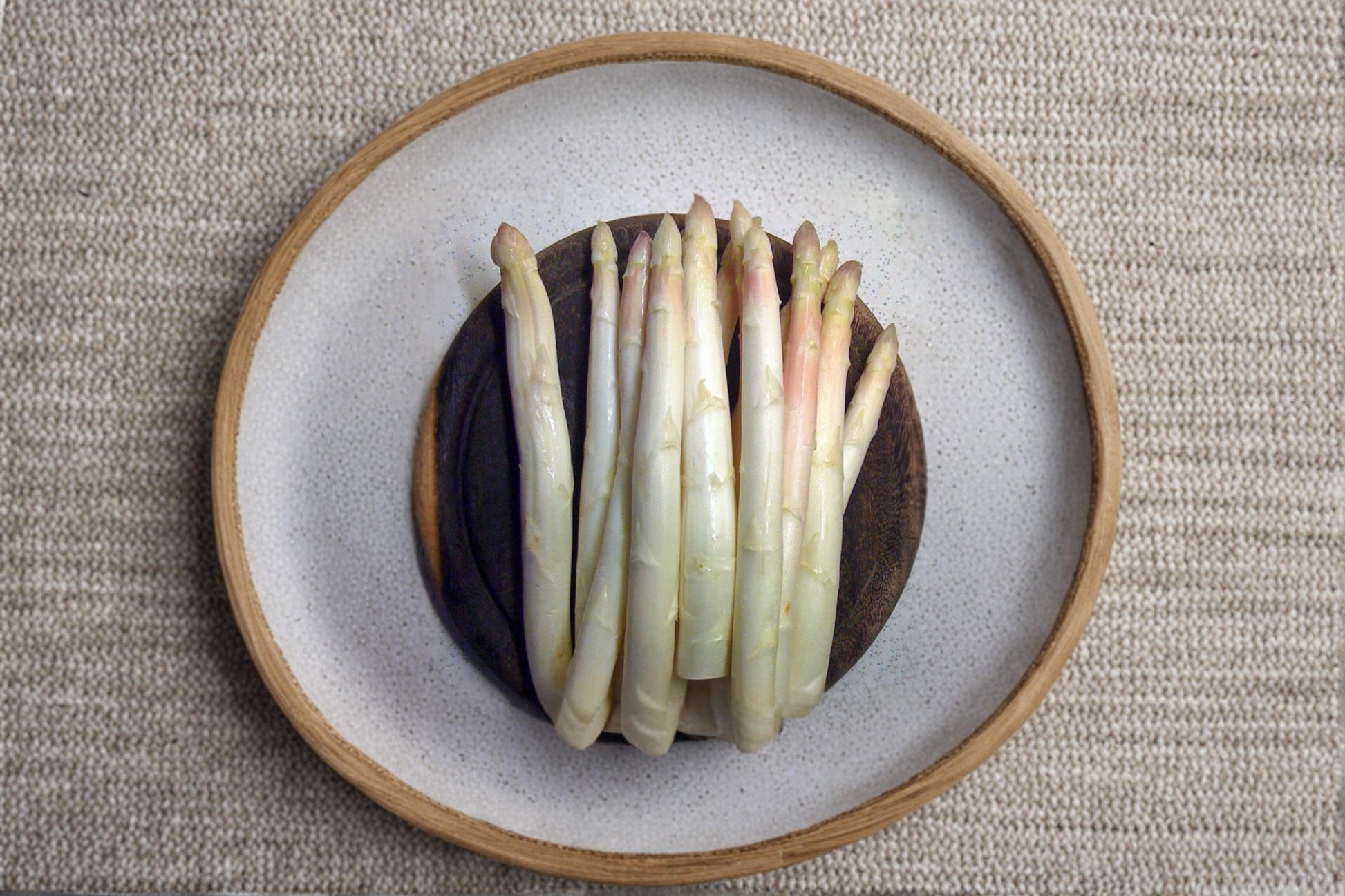 White Asparagus Seeds 100+ - Asparagus officinalis - Perennial Vegetable for Edible Gardens and Landscapes