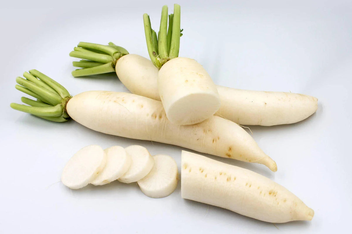 Heirloom Daikon Radish Seeds - Non-GMO, Raphanus sativus var. longipinnatus, Ideal for Home Gardening, 200 Seeds Pack